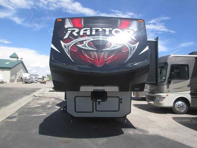 2016 Keystone Raptor Photo