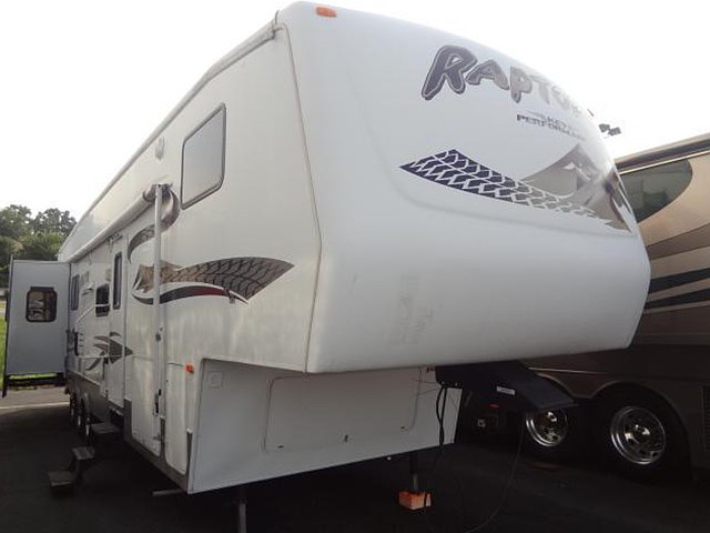 2007 Keystone Raptor Photo
