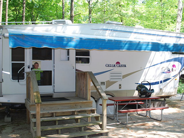 2003 Forest River Cedar Creek Photo