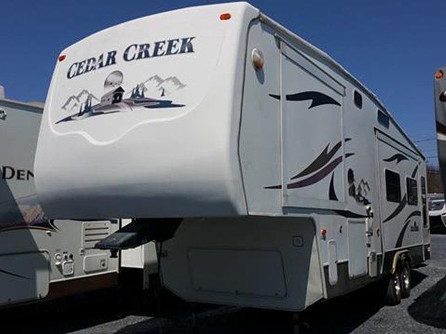 2004 Forest River Cedar Creek Photo