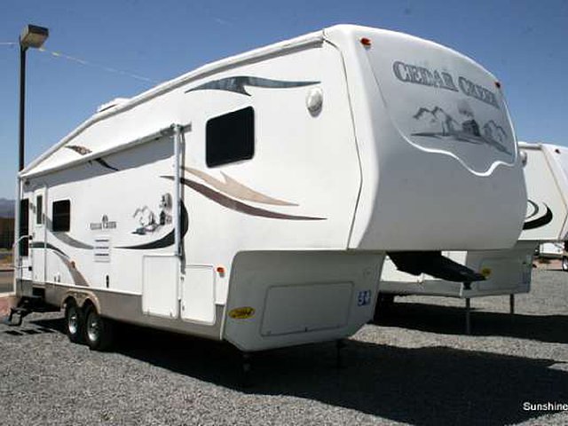 2004 Forest River Cedar Creek Photo