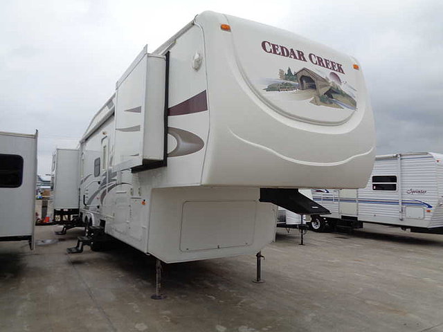 2009 Forest River Cedar Creek Photo