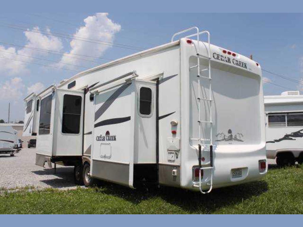 2004 Forest River Cedar Creek, Jackson, MO US, $26,900.00, 5th Wheels 2004 Cedar Creek 5th Wheel For Sale