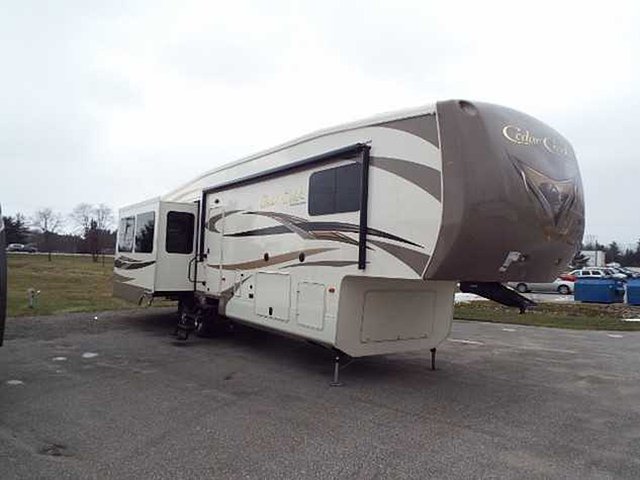 2015 Forest River Cedar Creek Photo