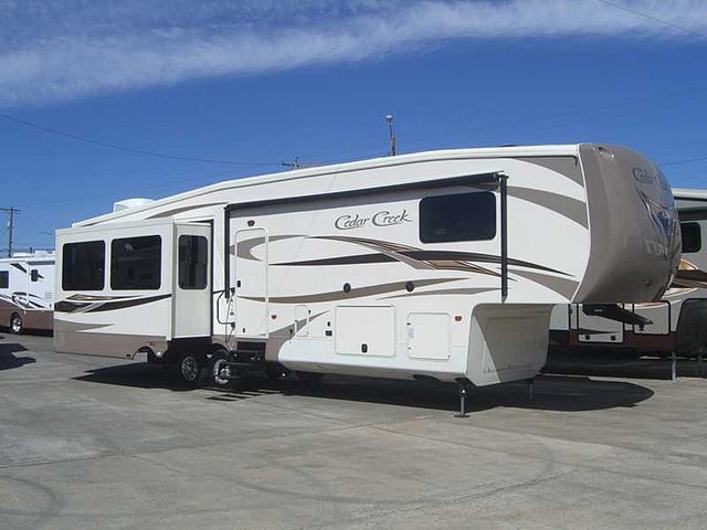 2015 Forest River Cedar Creek Photo