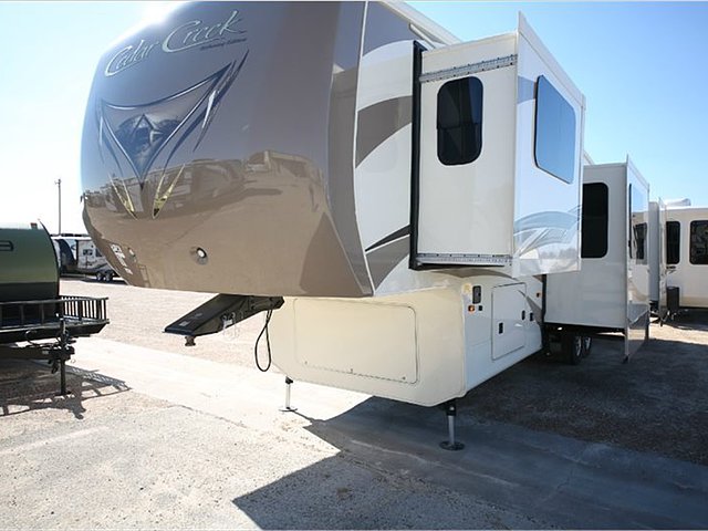 2015 Forest River Cedar Creek Photo