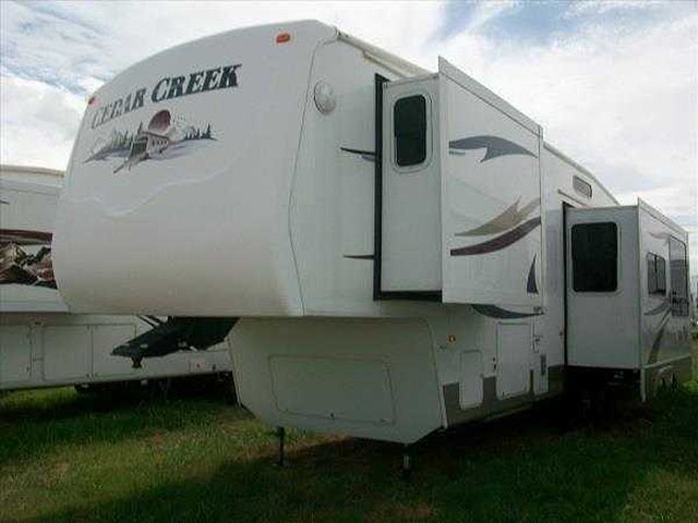 2006 Forest River Cedar Creek Photo