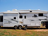 07 Forest River Cedar Creek Silverback