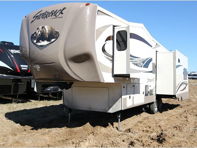 2015 Forest River Cedar Creek Silverback Photo