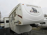 08 Forest River Cedar Creek Silverback