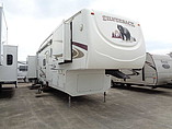 09 Forest River Cedar Creek Silverback