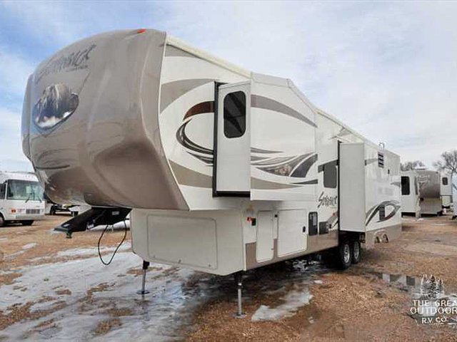 2014 Forest River Cedar Creek Silverback Photo