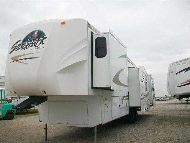 2011 Forest River Cedar Creek Silverback Photo