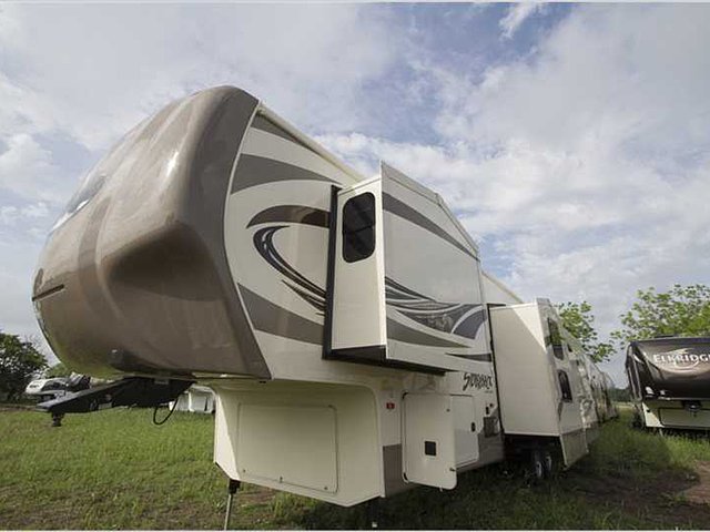 2016 Forest River Cedar Creek Silverback Photo