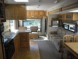 2007 Forest River Cherokee Photo #9