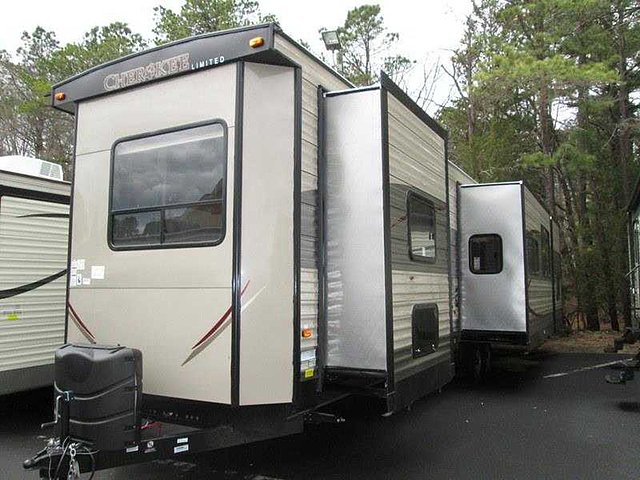 2015 Forest River Cherokee Photo