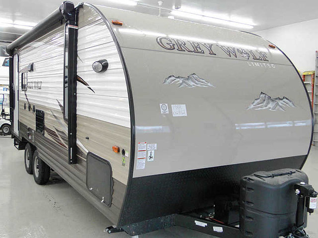 2015 Forest River Cherokee Grey Wolf Photo