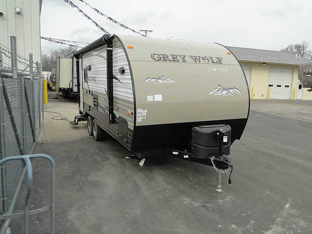 2015 Forest River Cherokee Grey Wolf Photo