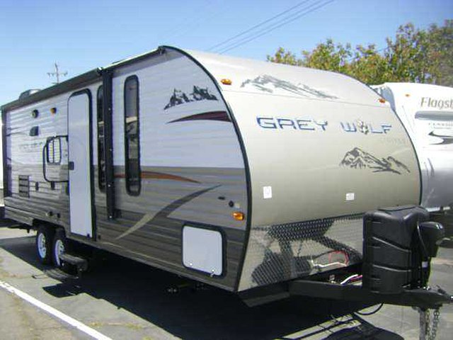 2015 Forest River Cherokee Grey Wolf Photo