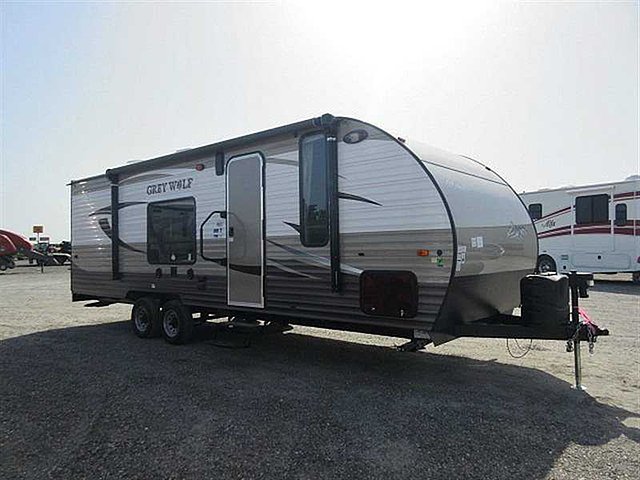 2016 Forest River Cherokee Grey Wolf Photo