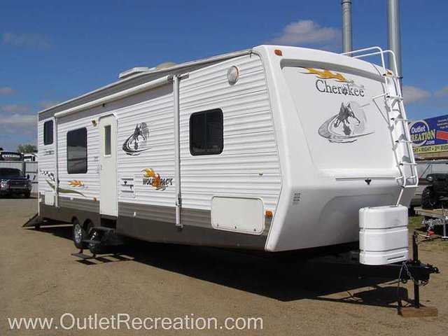 2005 Forest River Cherokee Photo