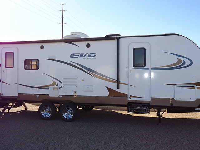 2015 Forest River Evo Photo