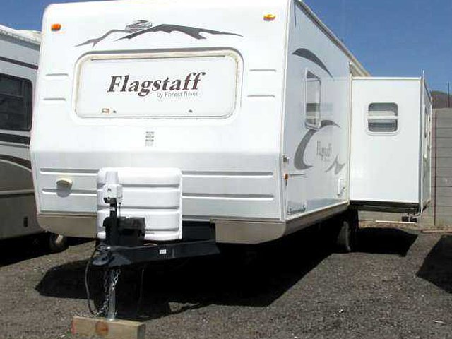 2006 Forest River Flagstaff Photo