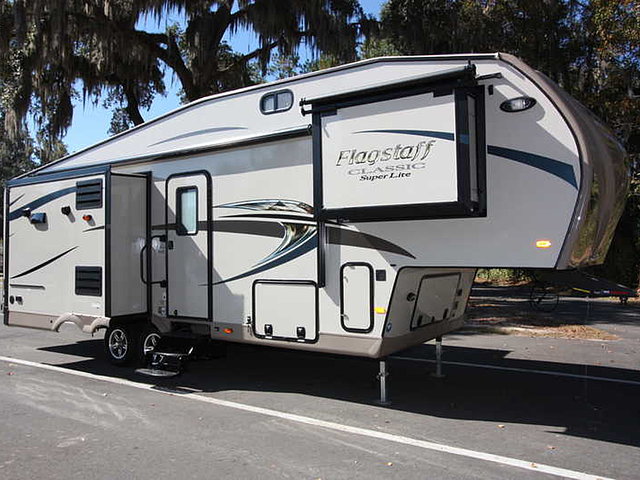 2015 Forest River Flagstaff Photo