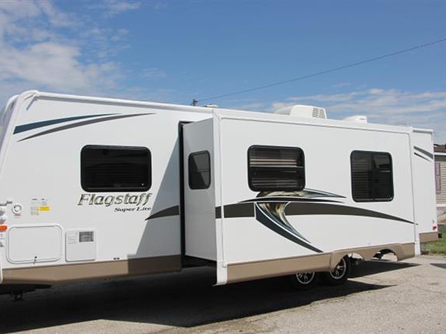 16 Forest River Flagstaff Lite
