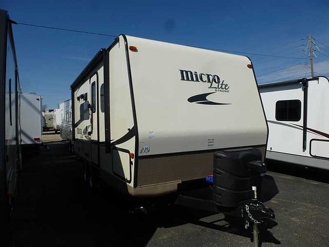 2015 Forest River Flagstaff Micro Lite Photo