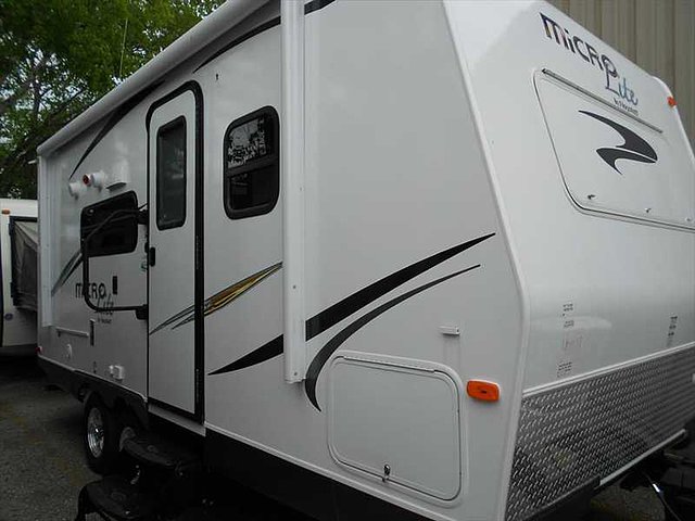2015 Forest River Flagstaff Micro Lite Photo