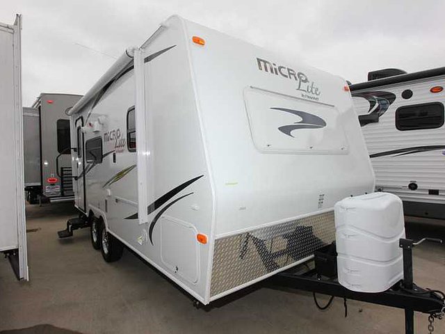 2015 Forest River Flagstaff Micro Lite Photo
