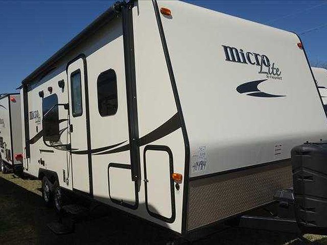2015 Forest River Flagstaff Micro Lite Photo