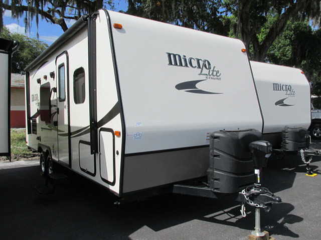 16 Forest River Flagstaff Micro Lite