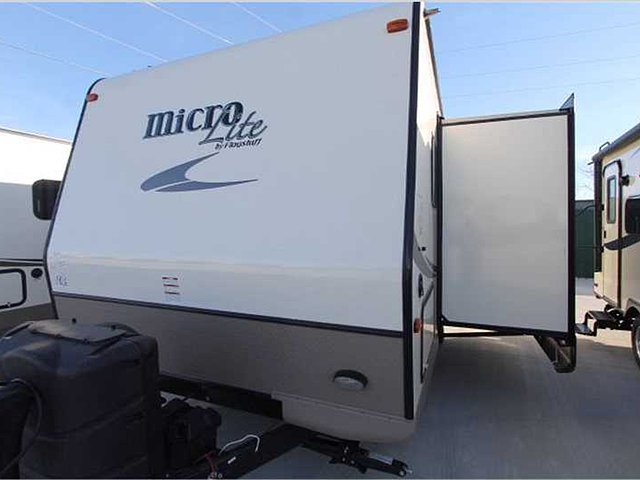 2015 Forest River Flagstaff Micro Lite Photo