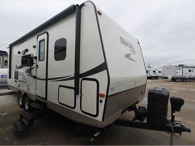 2016 Forest River Flagstaff Micro Lite Photo