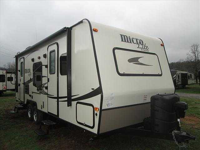 2016 Forest River Flagstaff Micro Lite Photo