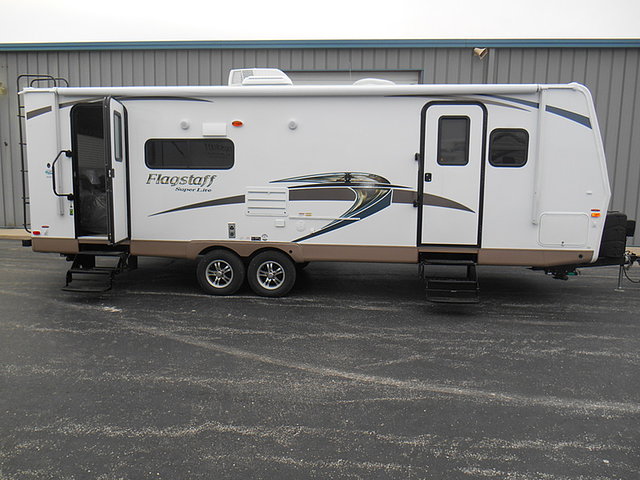 2015 Forest River Flagstaff Super Lite Photo