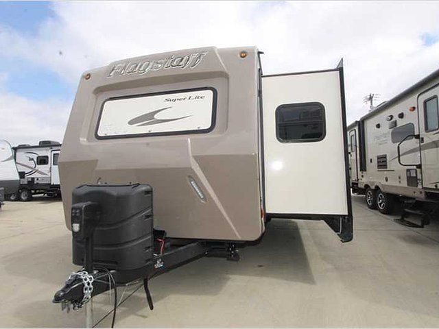 2015 Forest River Flagstaff Super Lite Photo