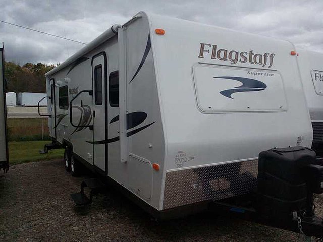 2015 Forest River Flagstaff Super Lite Photo