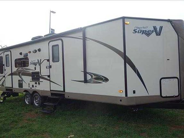 2015 Forest River Flagstaff Super Lite Photo