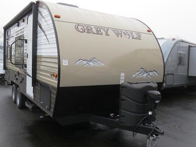 2015 Forest River Grey Wolf Photo