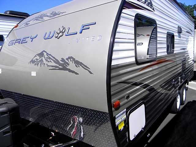 2015 Forest River Grey Wolf Photo