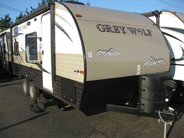 2015 Forest River Grey Wolf Photo