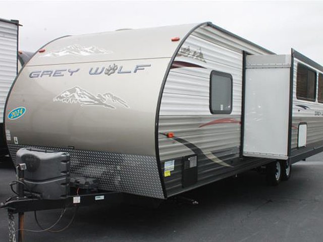 2014 Forest River Grey Wolf Photo