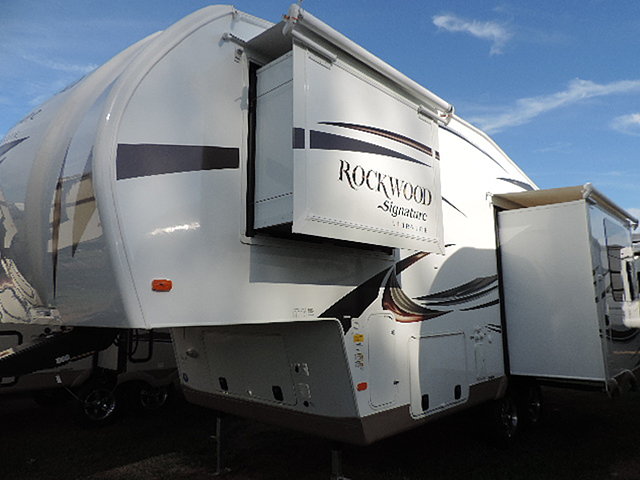 2015 Forest River Rockwood Photo