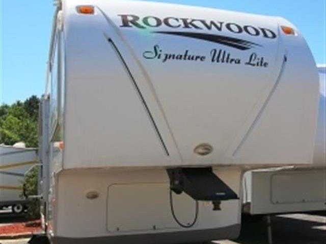 2010 Forest River Rockwood Photo