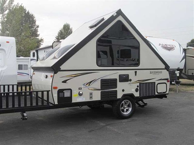 2015 Forest River Rockwood Hard Side Photo