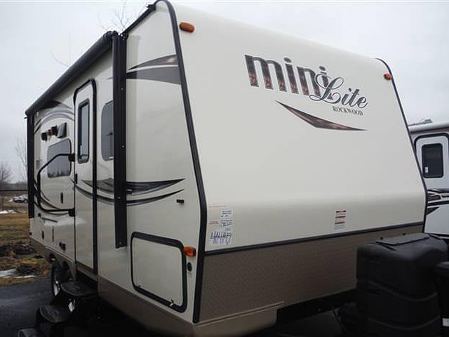 2015 Forest River Rockwood Mini Lite Photo