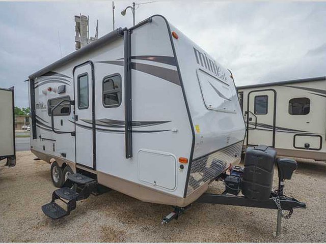 2015 Forest River Rockwood Mini Lite Photo